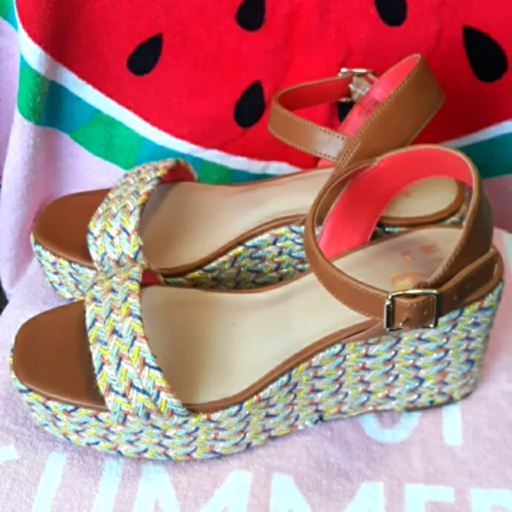 Mix No. 6 Cammie Wedge Sandals Size 7.5